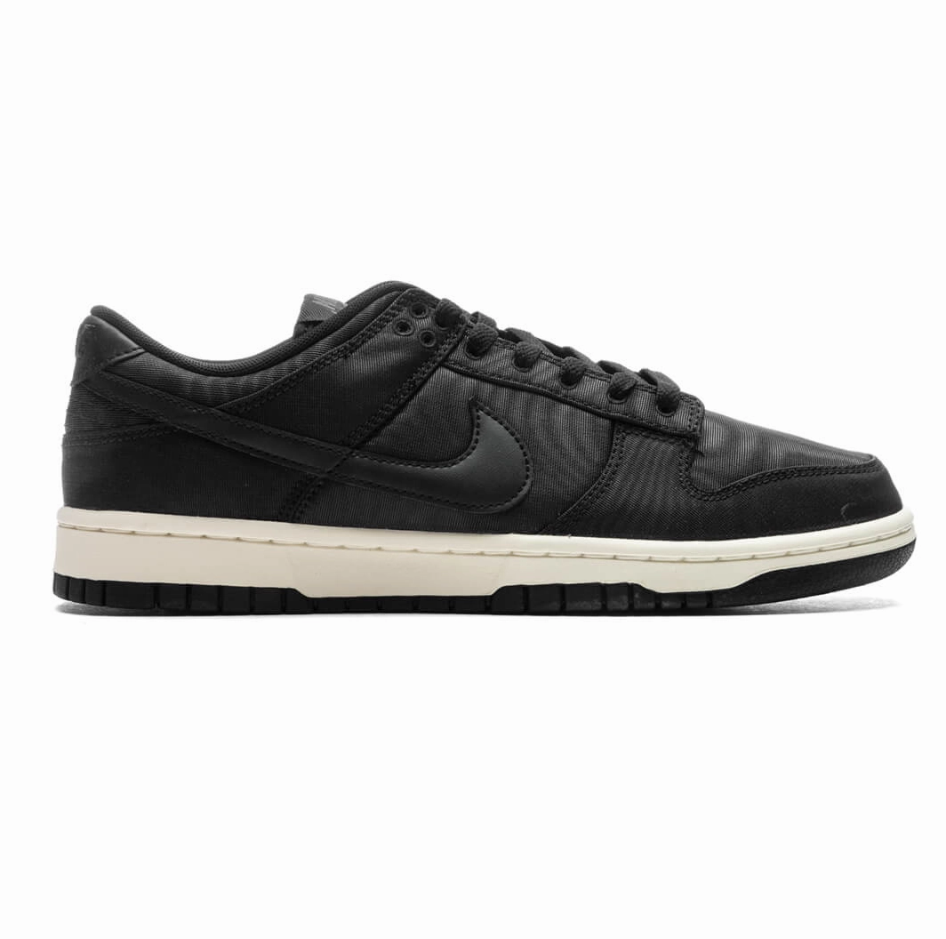 Outlet Mall Nike Shoes Nike Men's Dunk Premium Low Retro Shoes - Black / Sail White