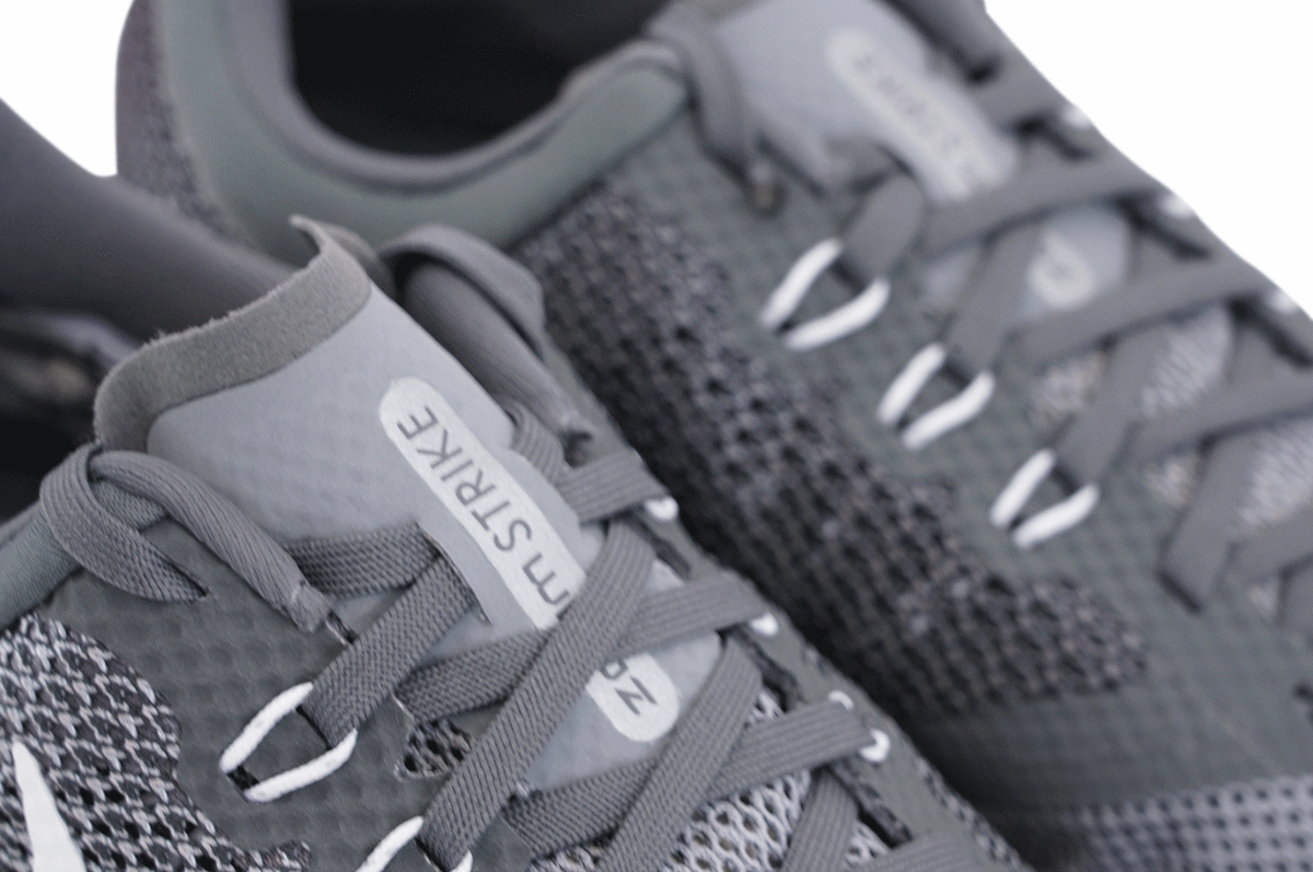 Nike Men's Zoom Strike Running Shoes Nike Laceless Shoe