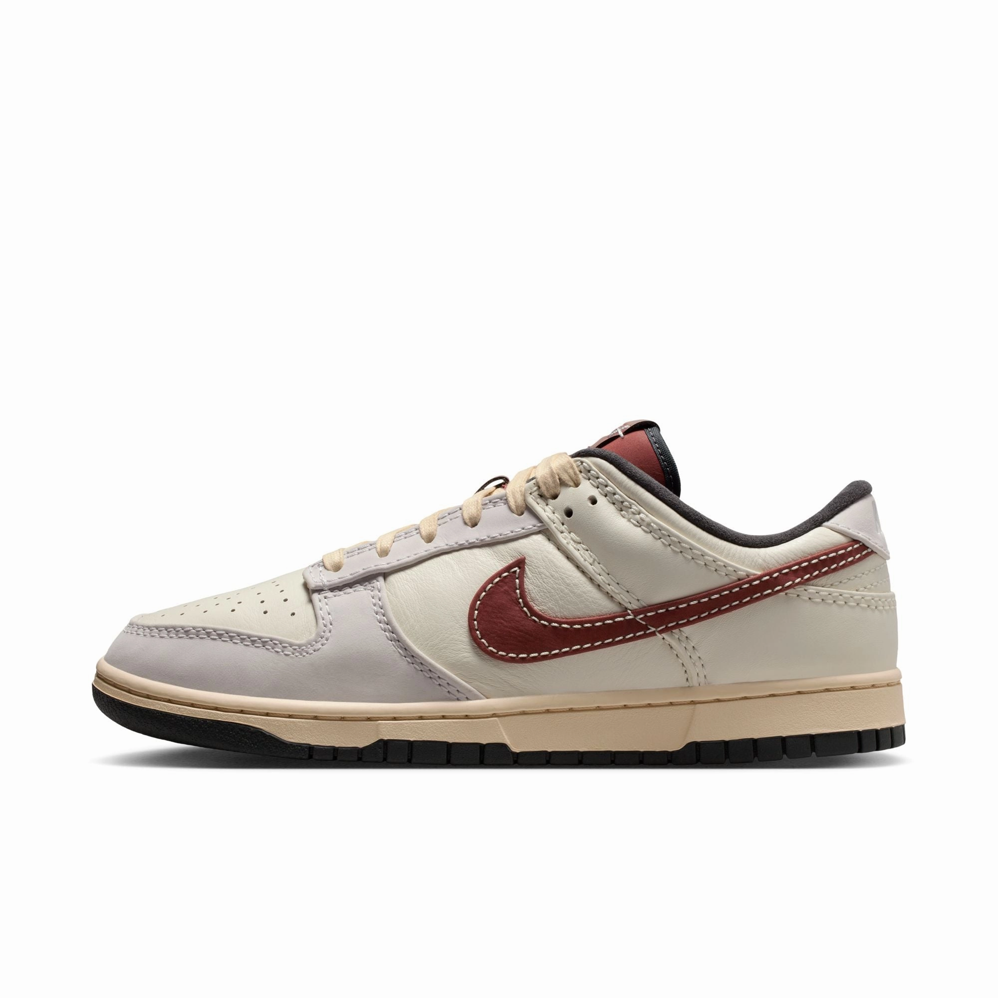 Nike "Dunk Low Retro" M - Dark Pony / Soft Pearl Nike Sport Shoe