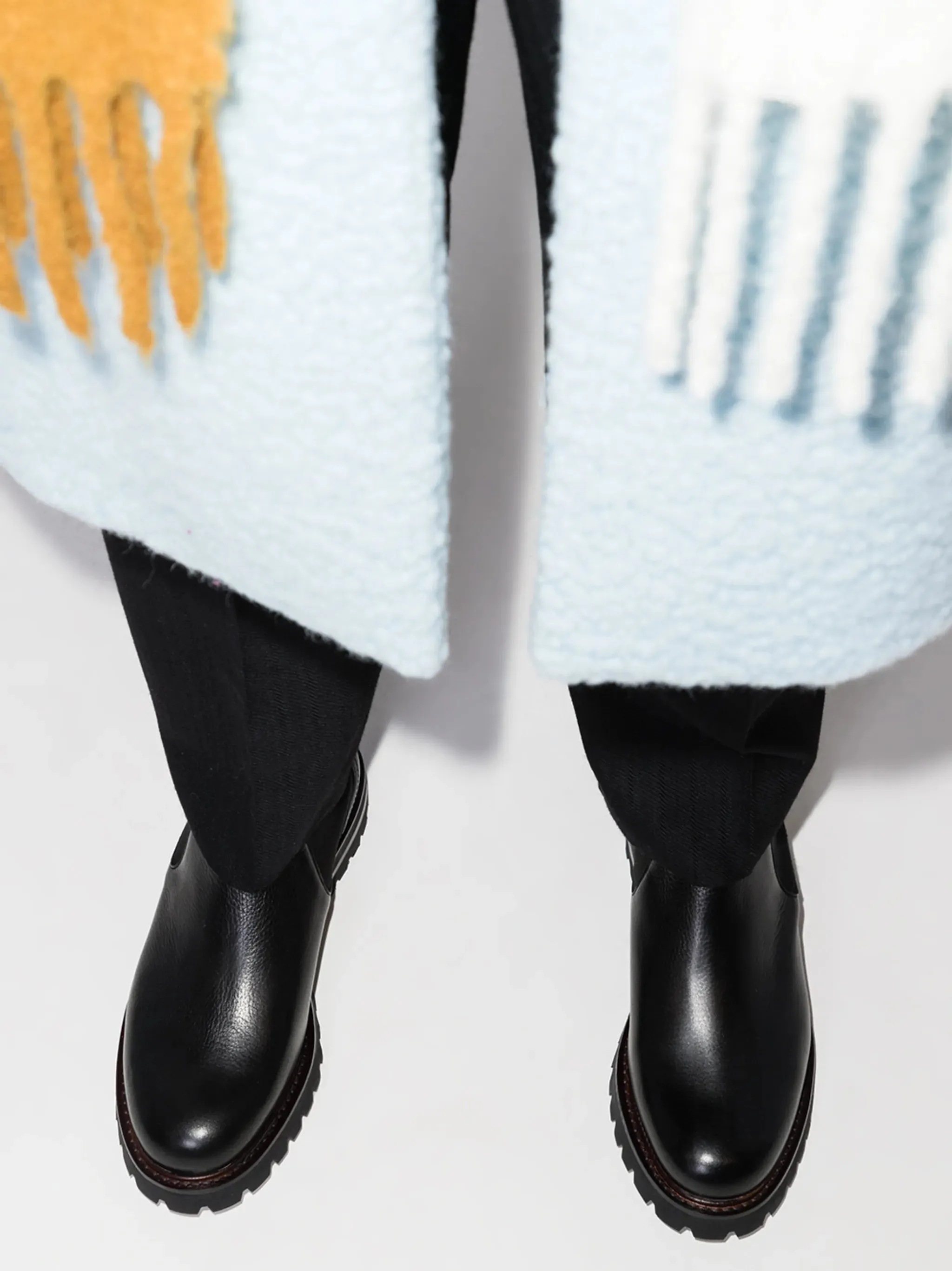 Cornwood Chelsea boots Pants To Wear With Chelsea Boots