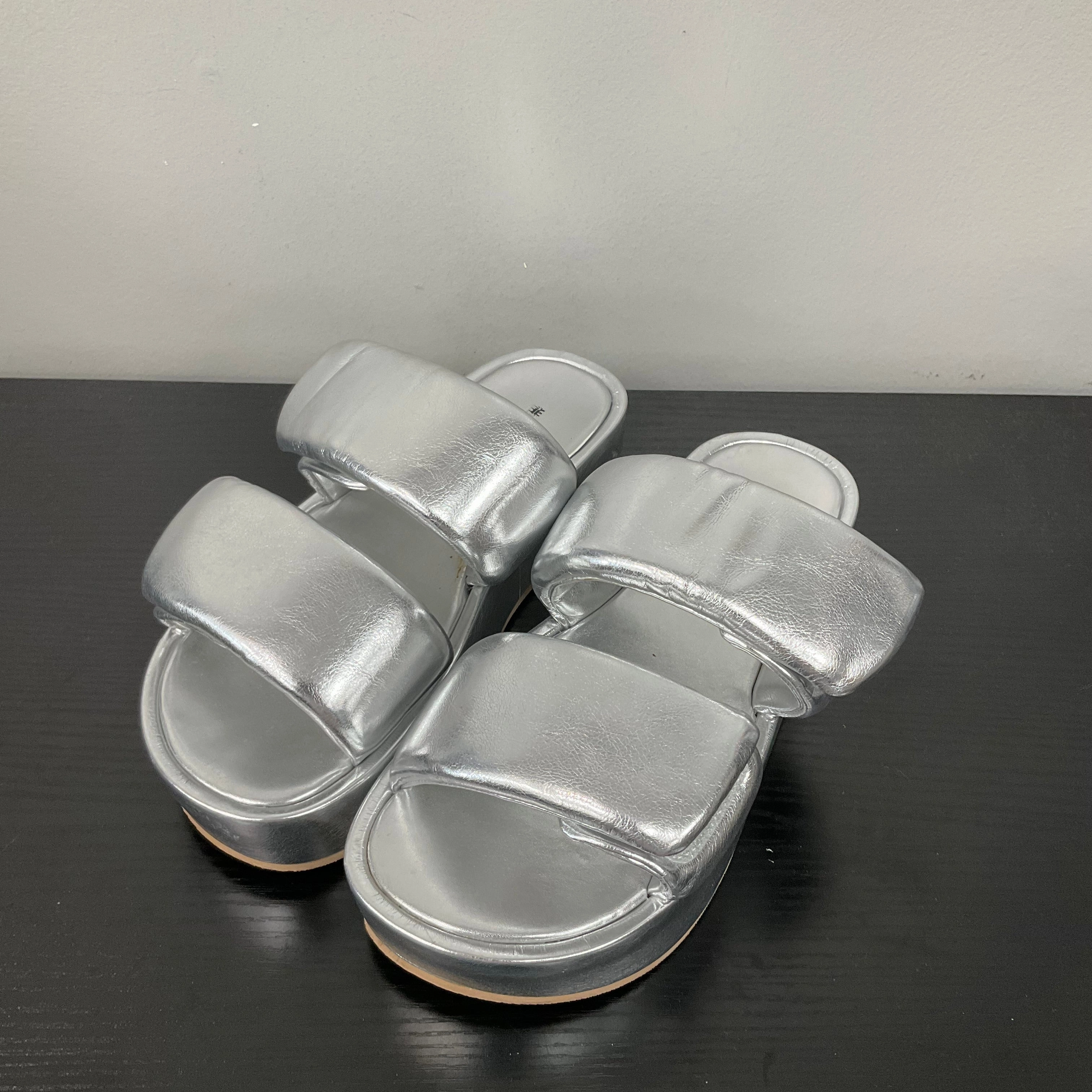SANDALS HEELS PLATFORM by   CMC In SILVER, Size: 7 High Heel Shoe Keyring