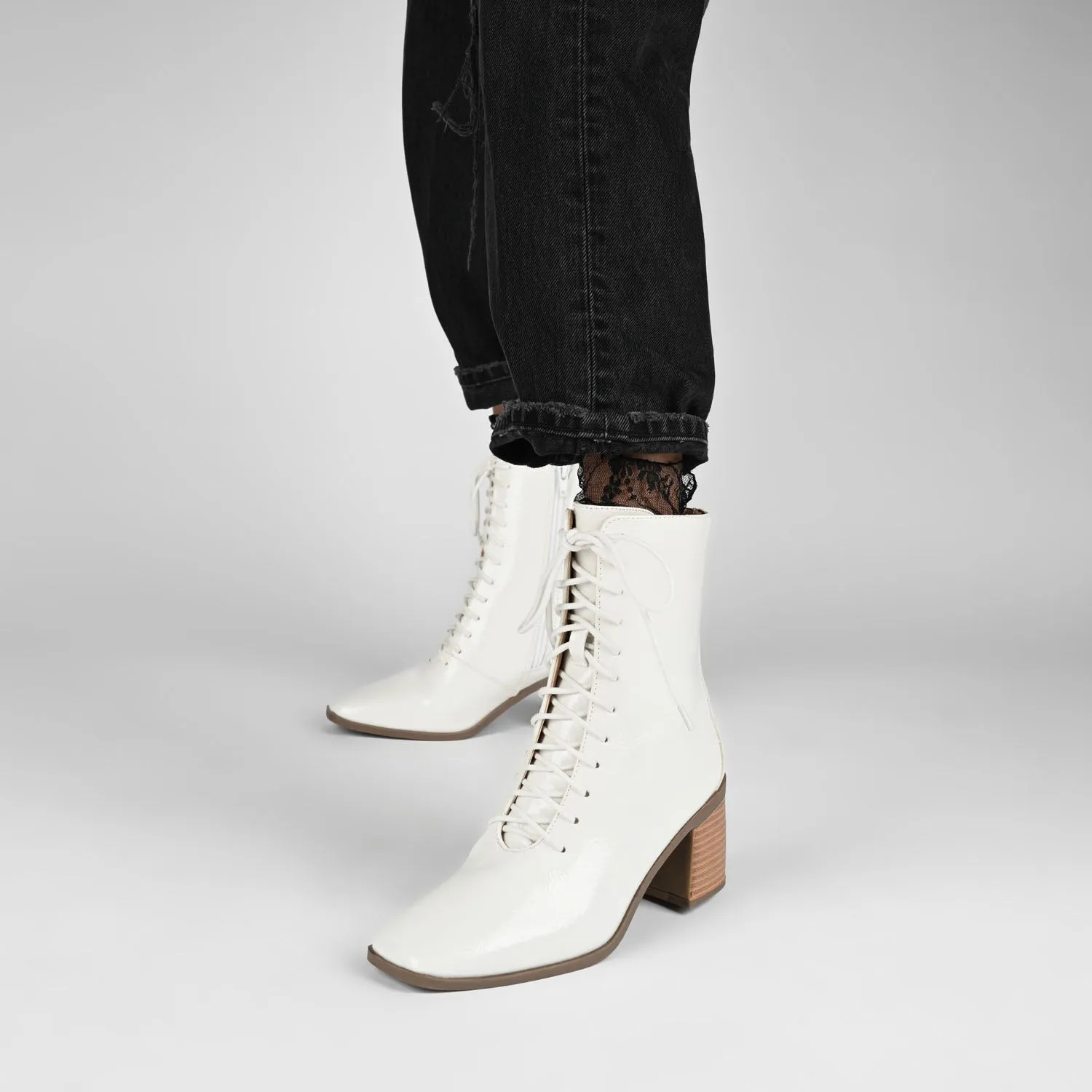 COVVA LACE-UP BOOTIES IN WIDE Boots Style Combat