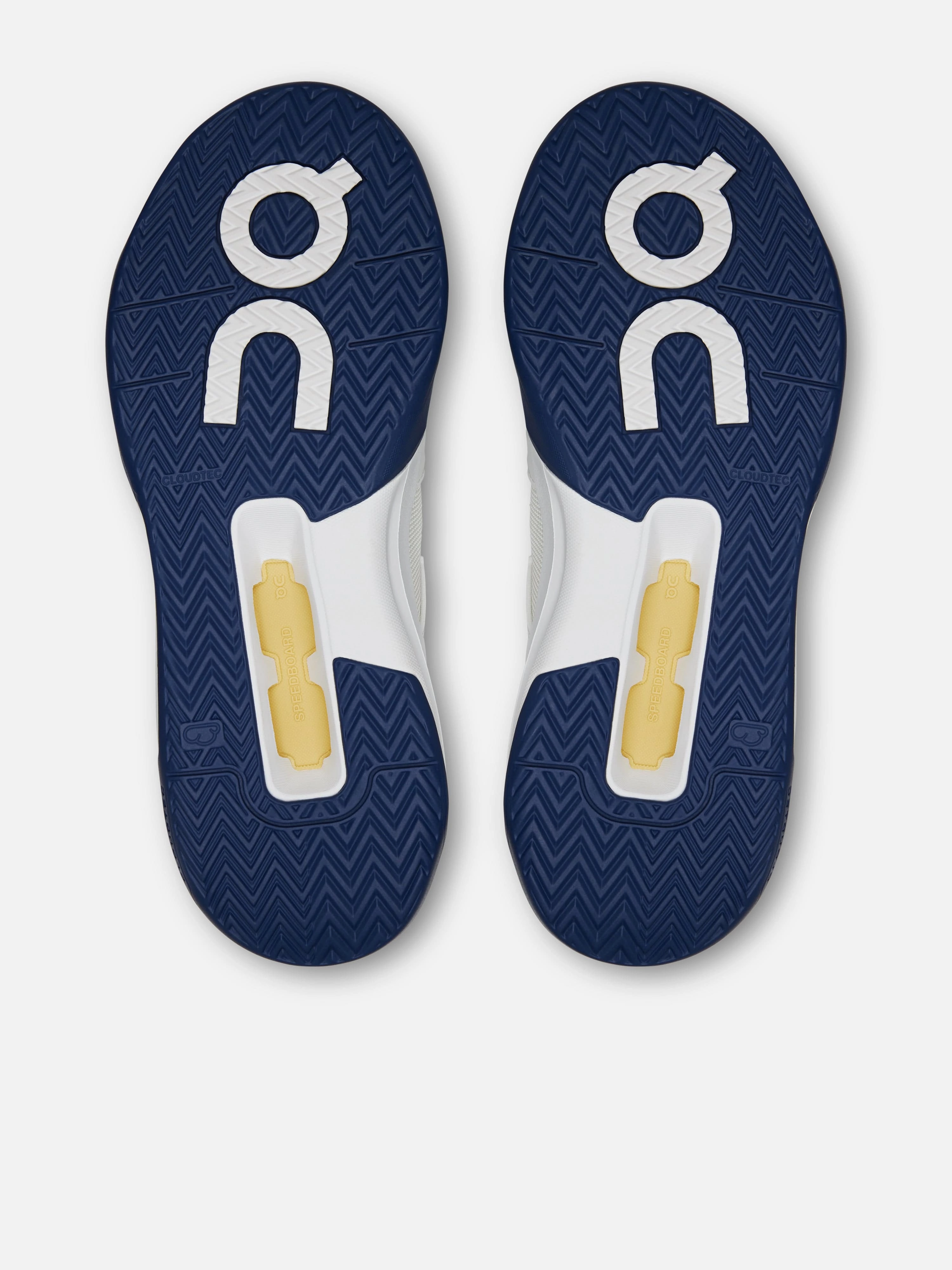 Running Shoes 1080 Kids The Roger Clubhouse Trainers in White