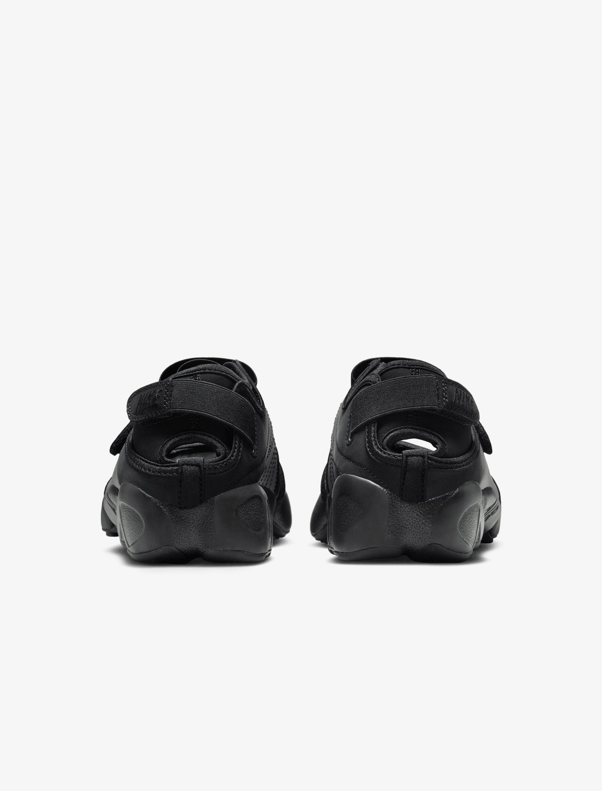 Air Rift LTR (Metallic Silver/Black) Nike Sb Stefan Janoski Shoe