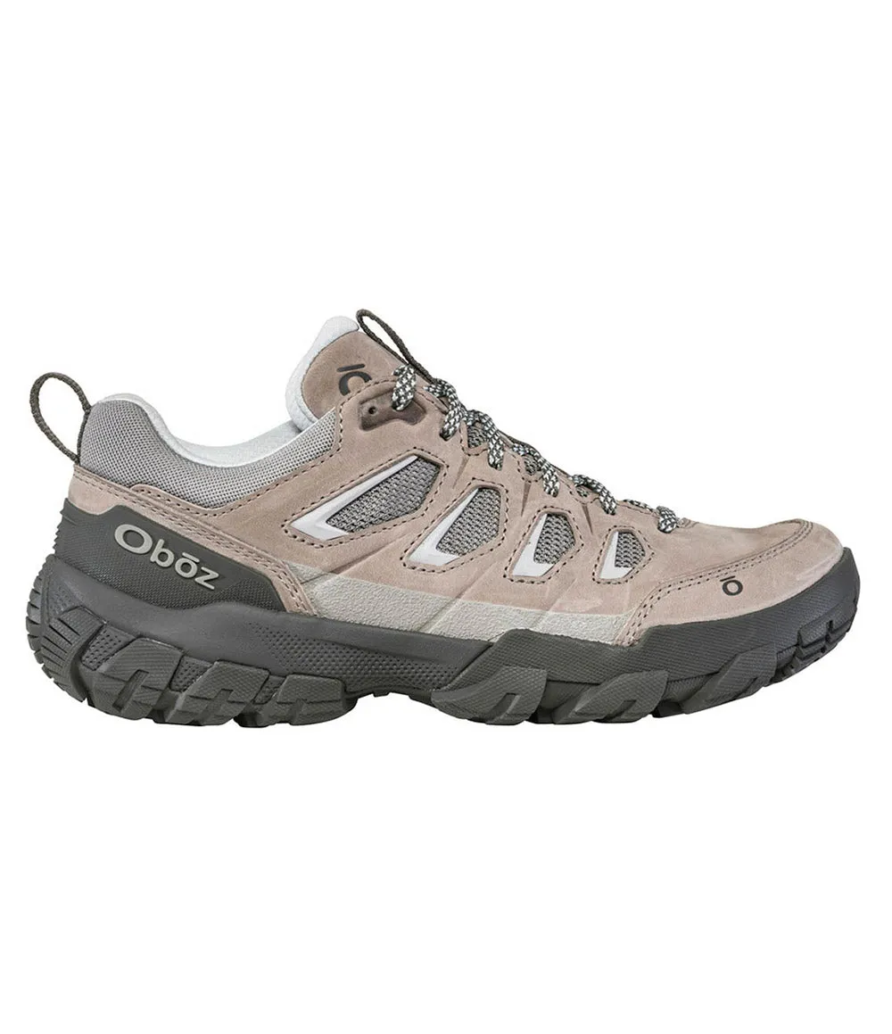 Hiking Boots With Shorts W Sawtooth X Low