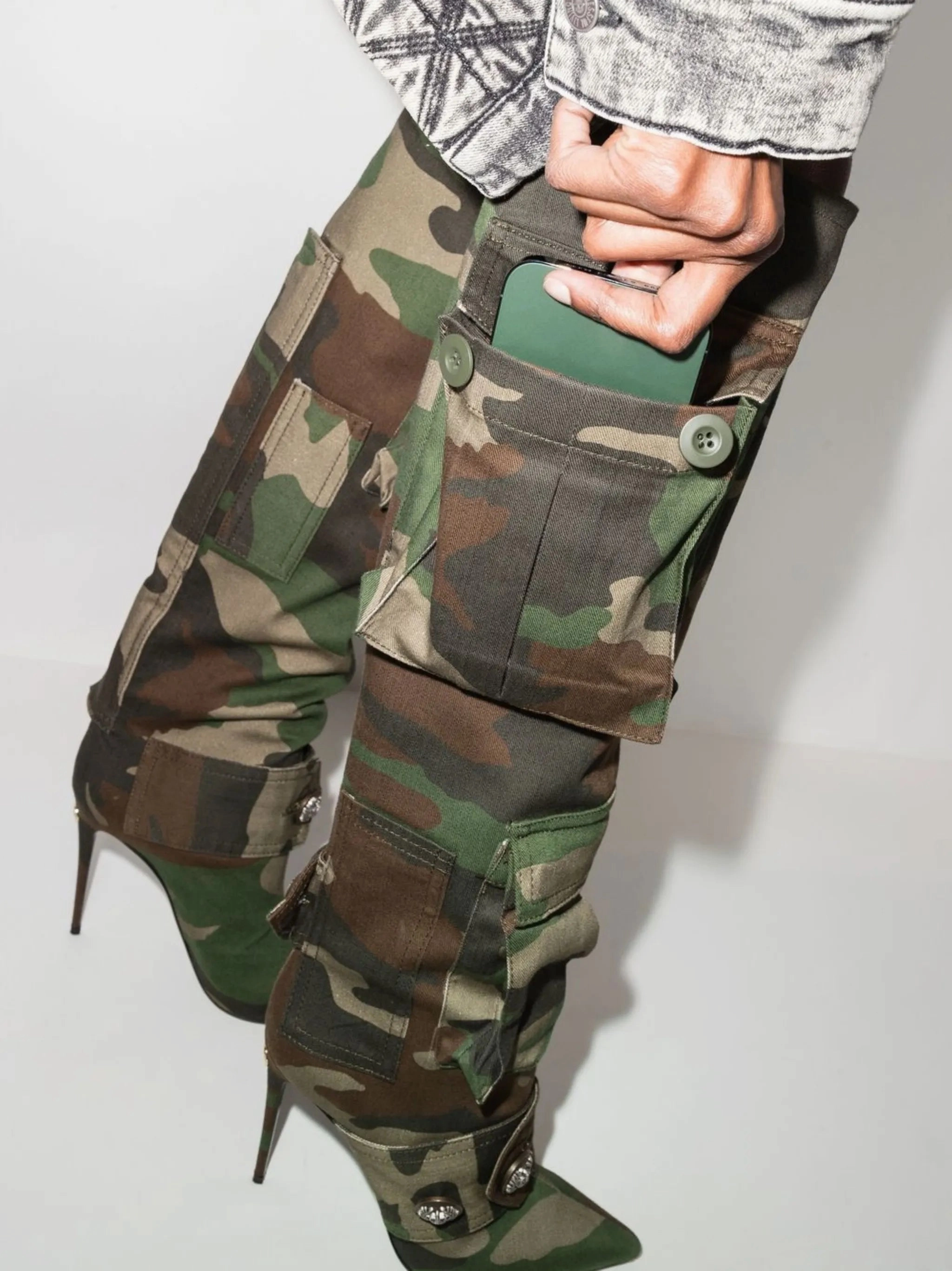 Cos Zipped Ankle Boots camouflage-pattern pointed-toe boots