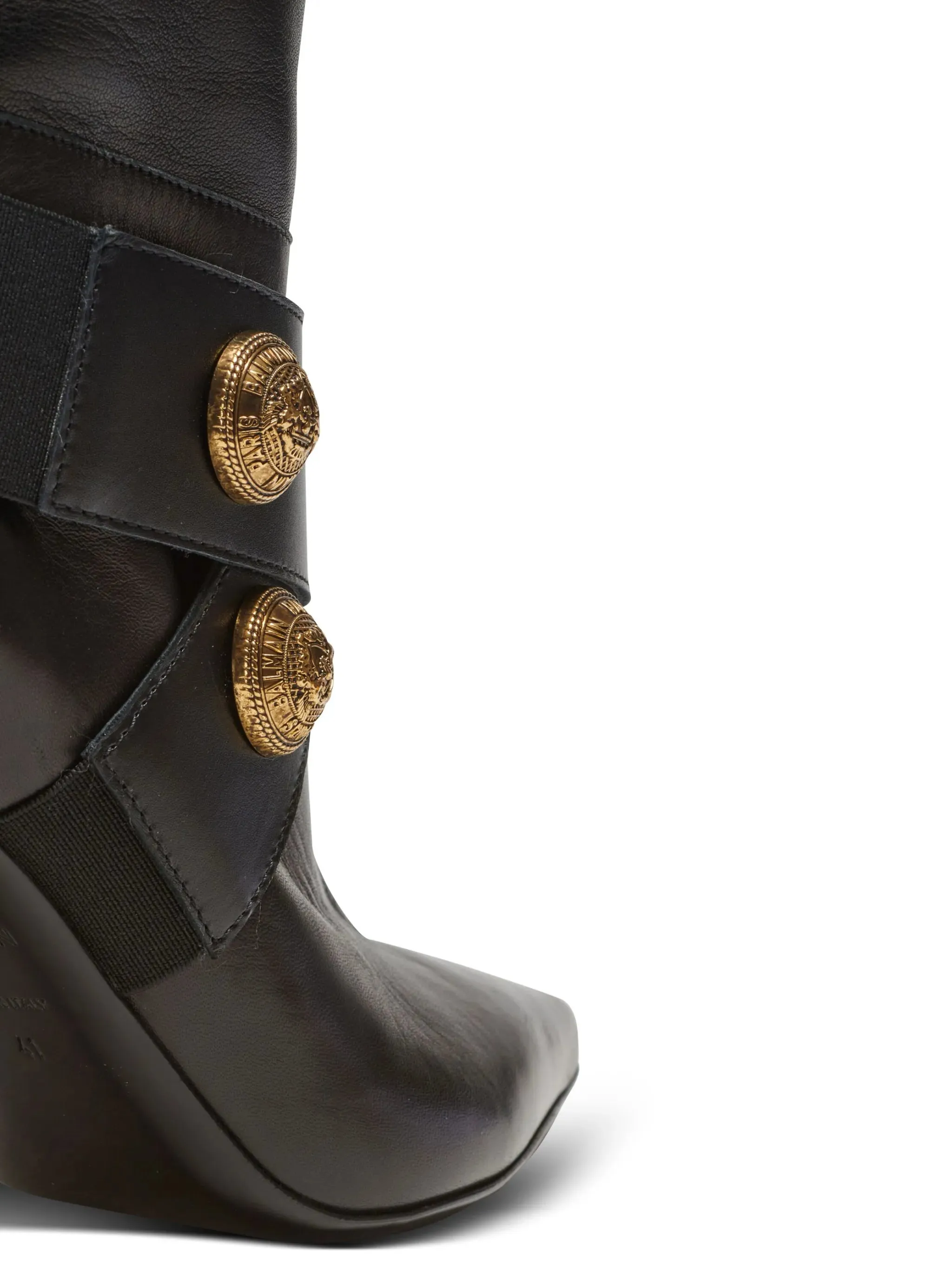 Ankle Boots In Style Alma leather knee-high boots