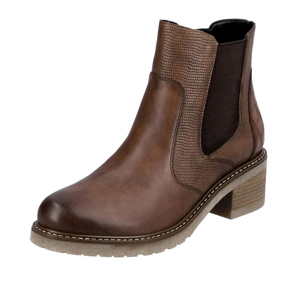 Chelsea Boot Crease D1A71