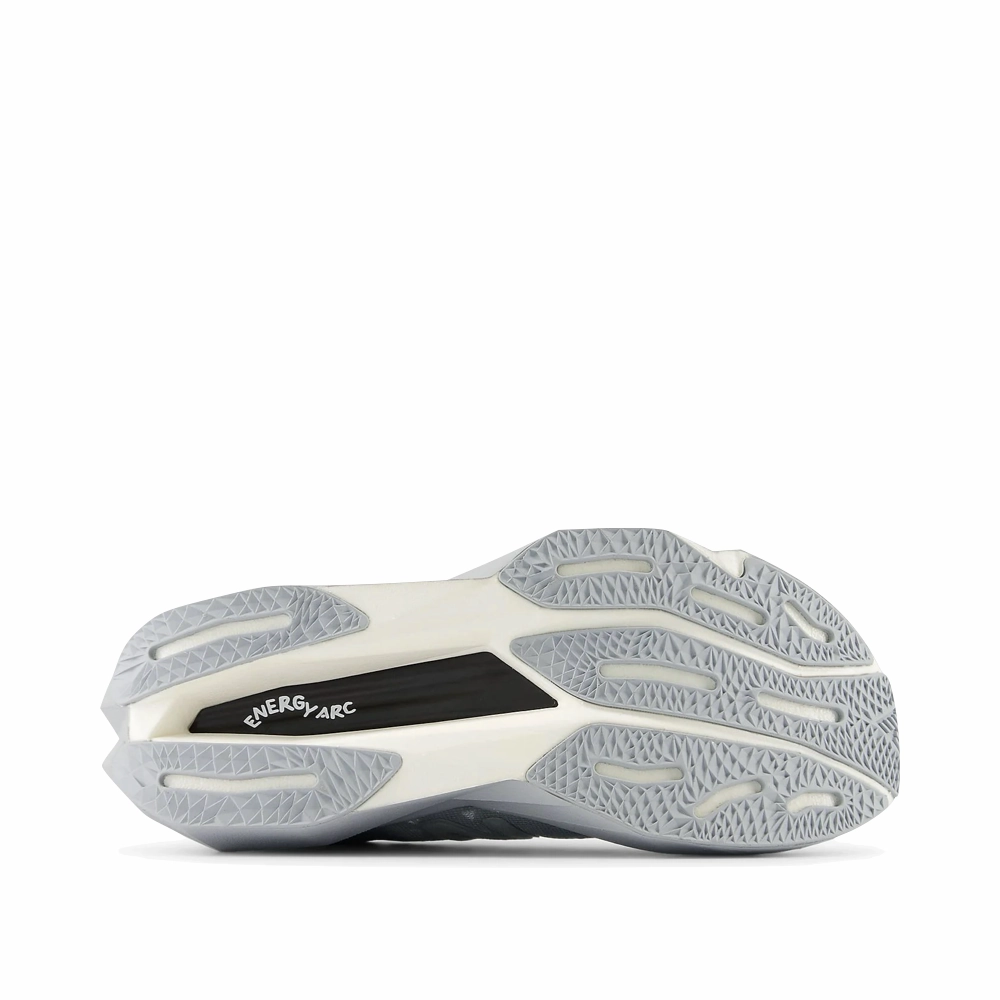 New Balance Outlet Store Oxford Maine New Balance Men's District Vision x New Balance FuelCell SuperComp Elite v4 Sneaker in Aluminum Grey