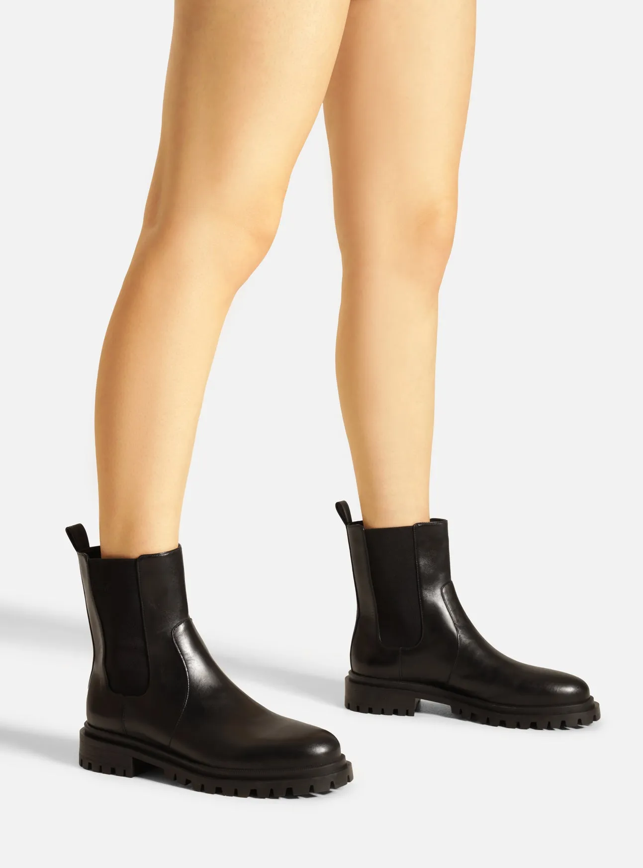 Best Outfits For Combat Boots Brandy Low Block Leather Boot