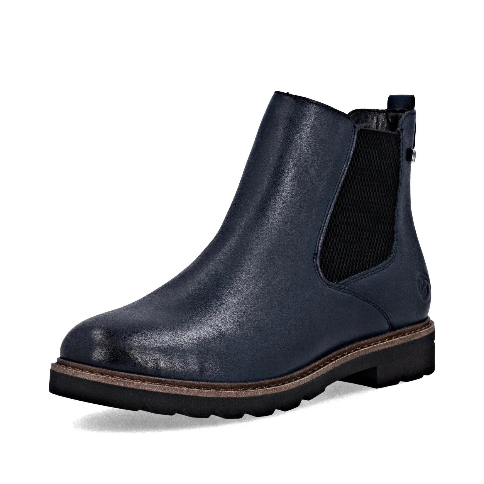 D2Q70 Ainsley Suede Chelsea Boots
