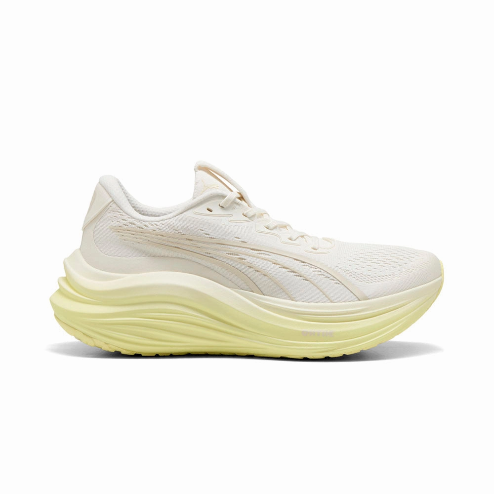 MagMax NITRO Running Shoes Puma Axelion Slip-on Shoes