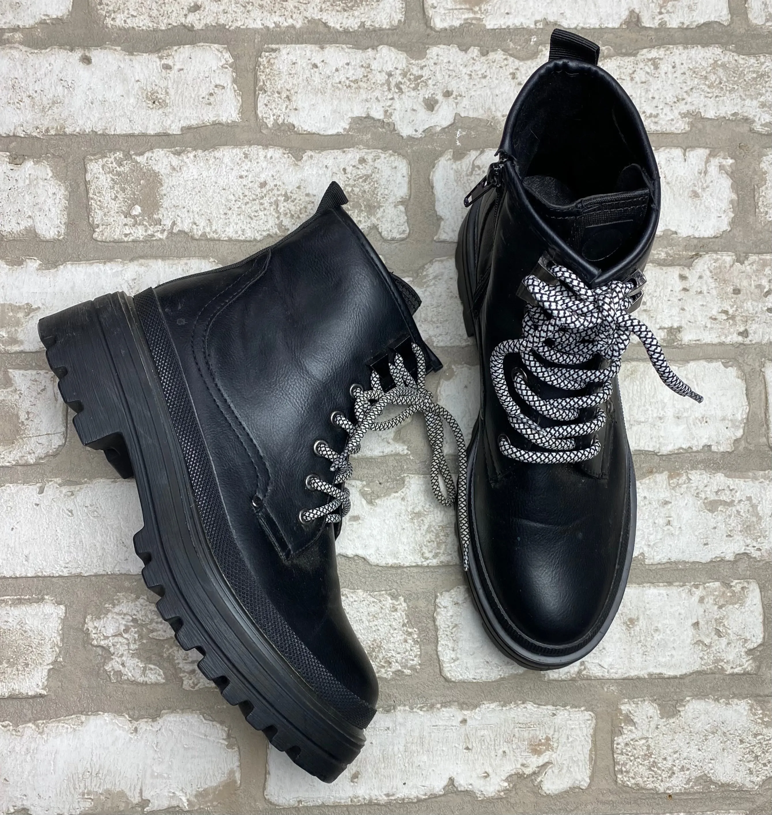 Stark Leather Combat Boot Shu Shop Melda Boots- (Size 10)