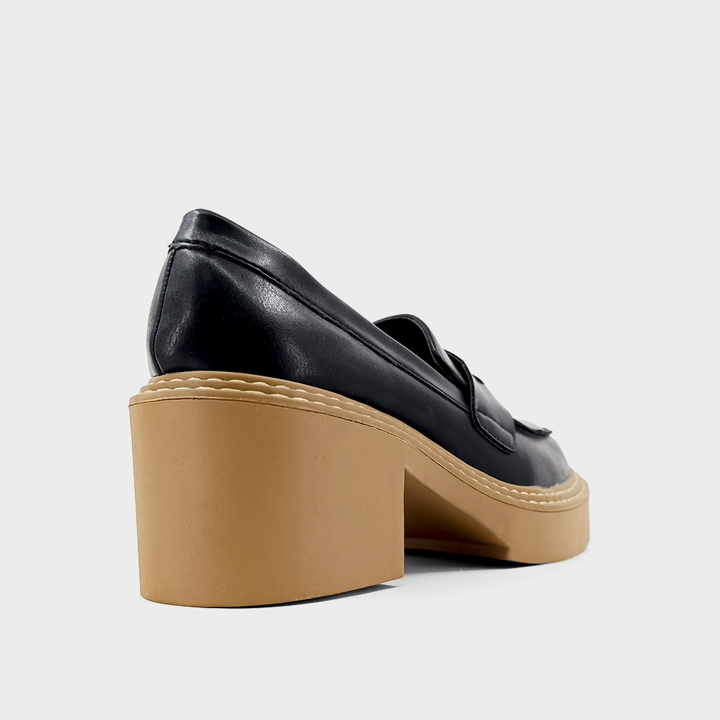 TABATHA Dolce Vita Halona Loafers