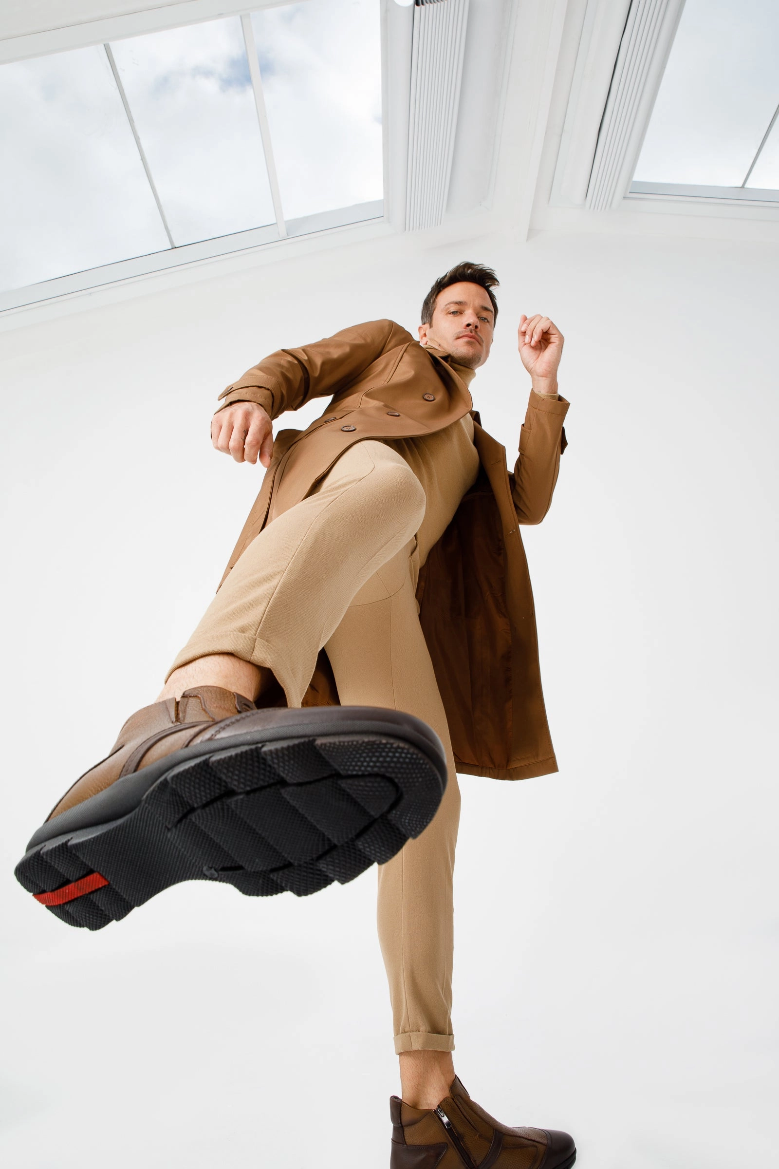 The Montreal Brown Leather Casual Zip-Up Ankle Men Boot Ankle Boots With Elastic Band