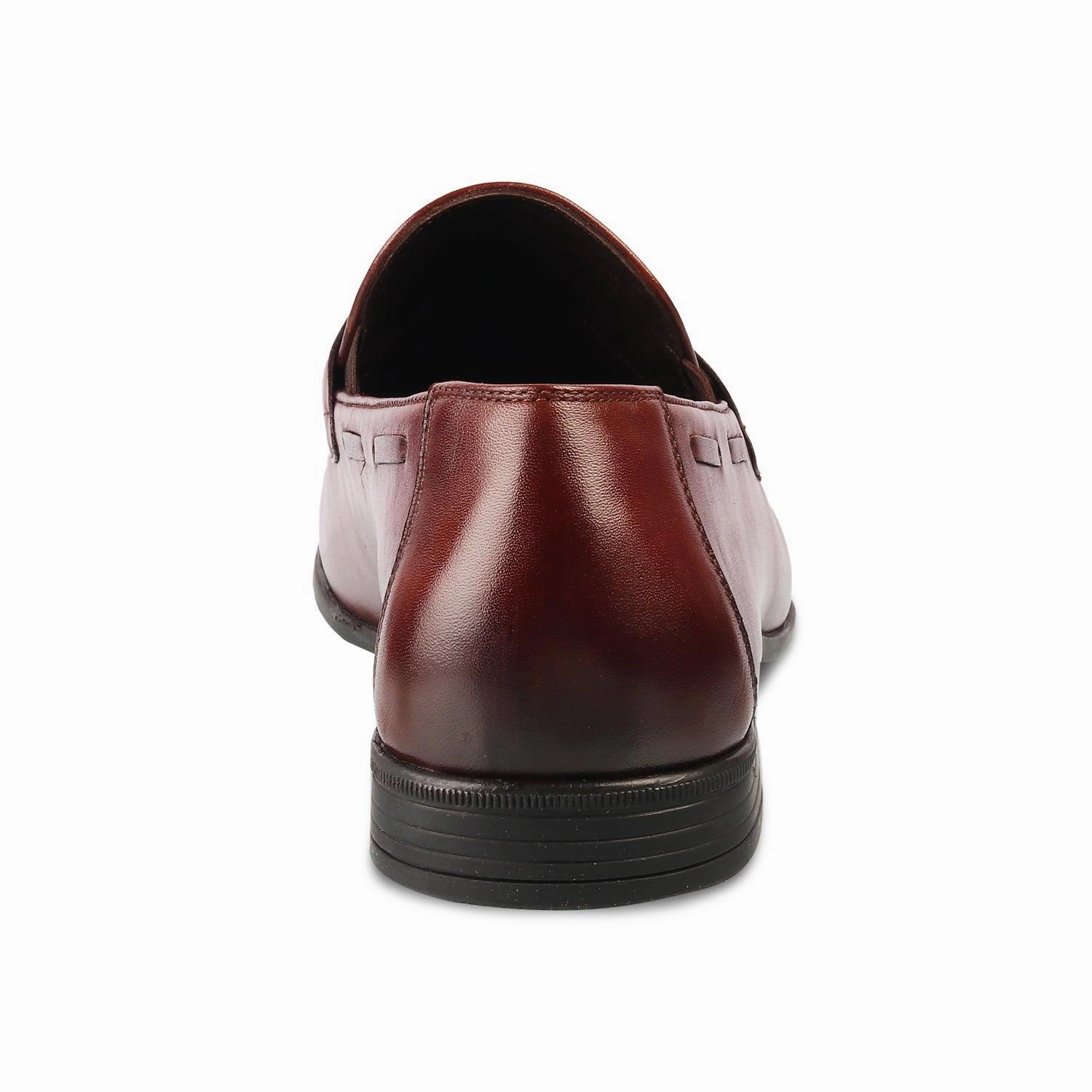 The Sobaa Brown Bandolino Lindio Loafers