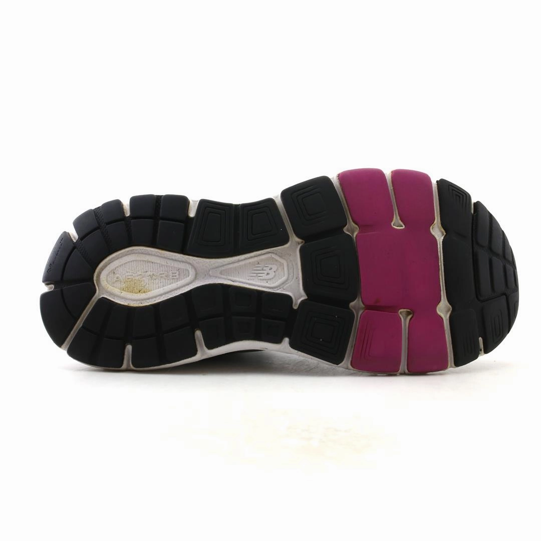 Women's New Balance White NEW BALANCE 840V4