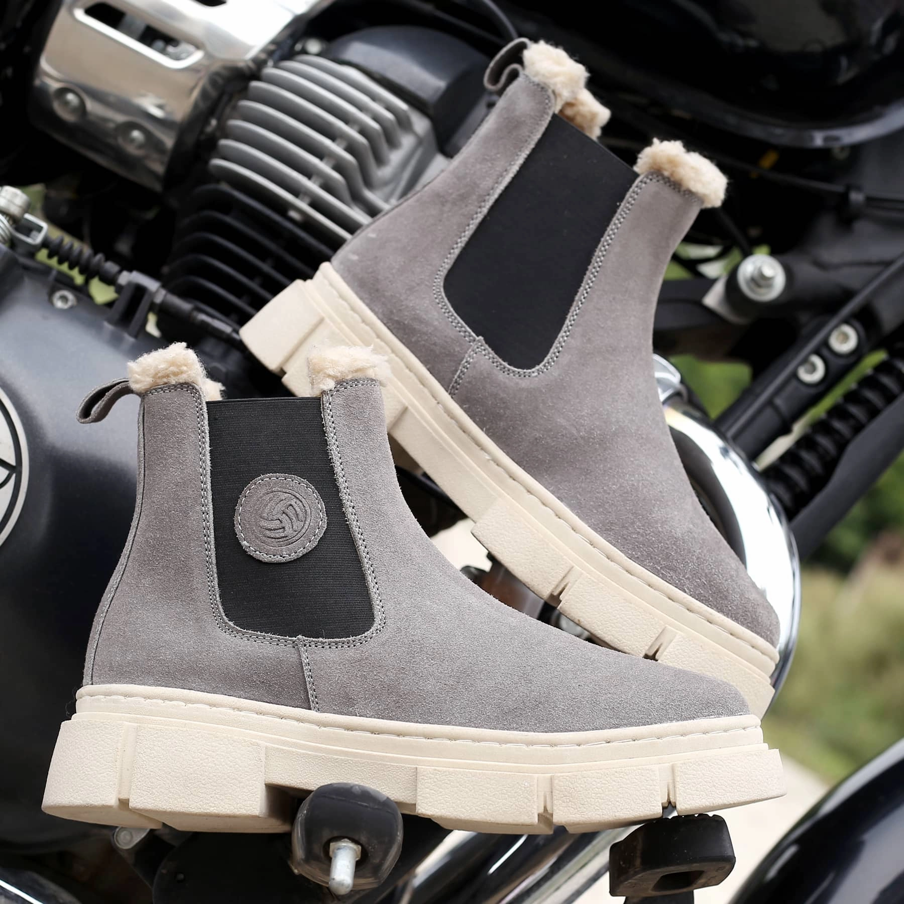 Bacca Bucci Alpine Armor Tronchetti Leather Ankle Boots