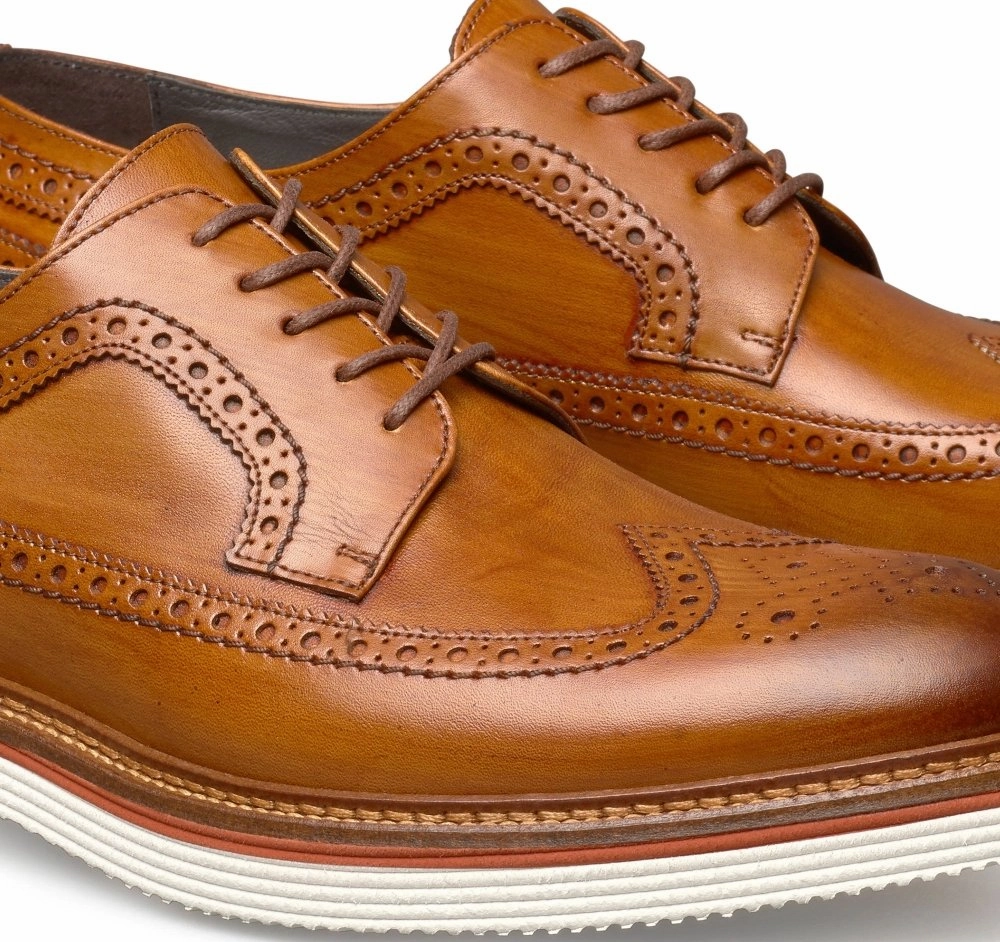 Johnston & Murphy Men's Jenson Longwing - Tan Zerøgrand Remastered Stitchlite Wingtip Oxfords