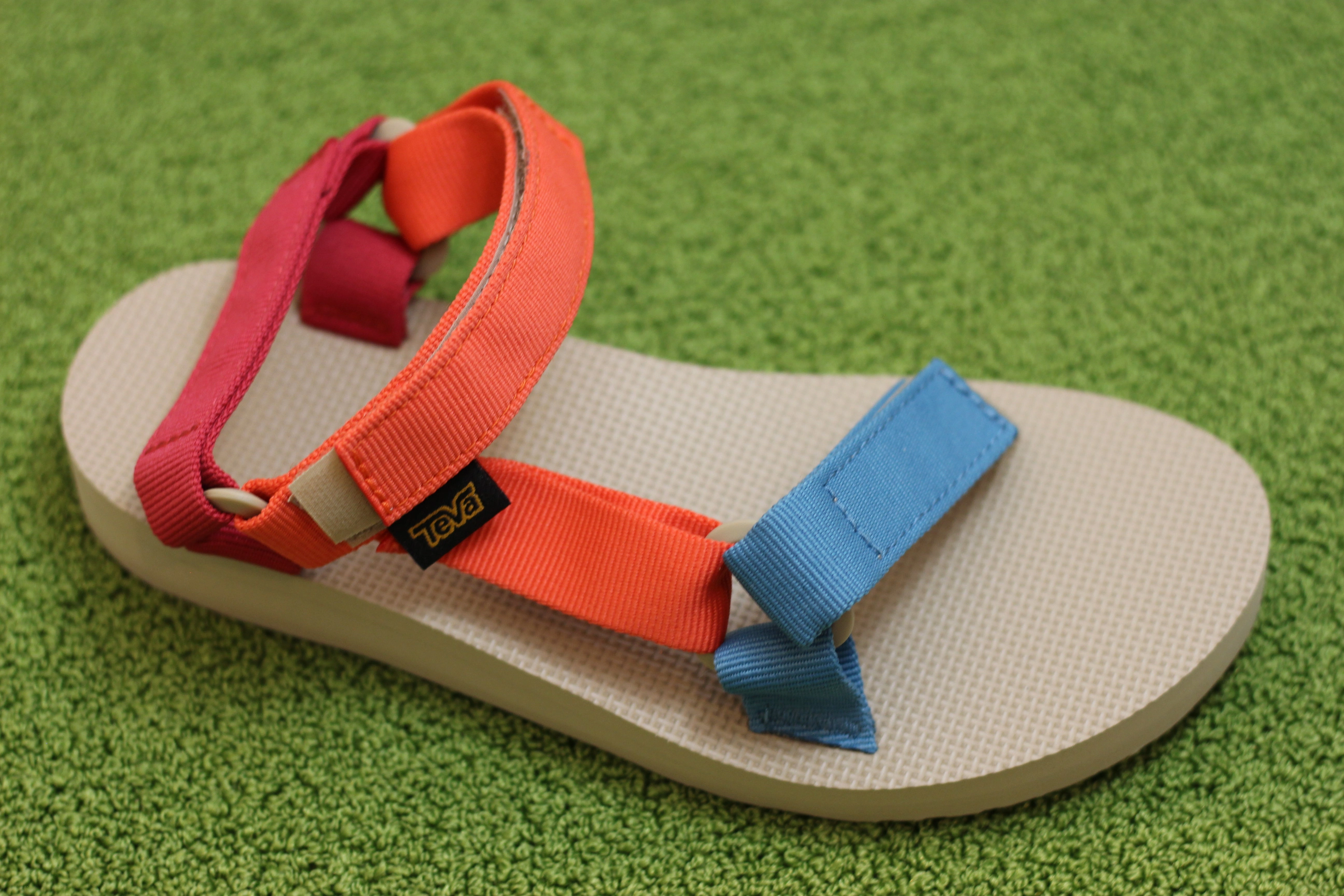 Sandals Packages With Airfare Women's Universal Sandal- Haze Multi Nylon