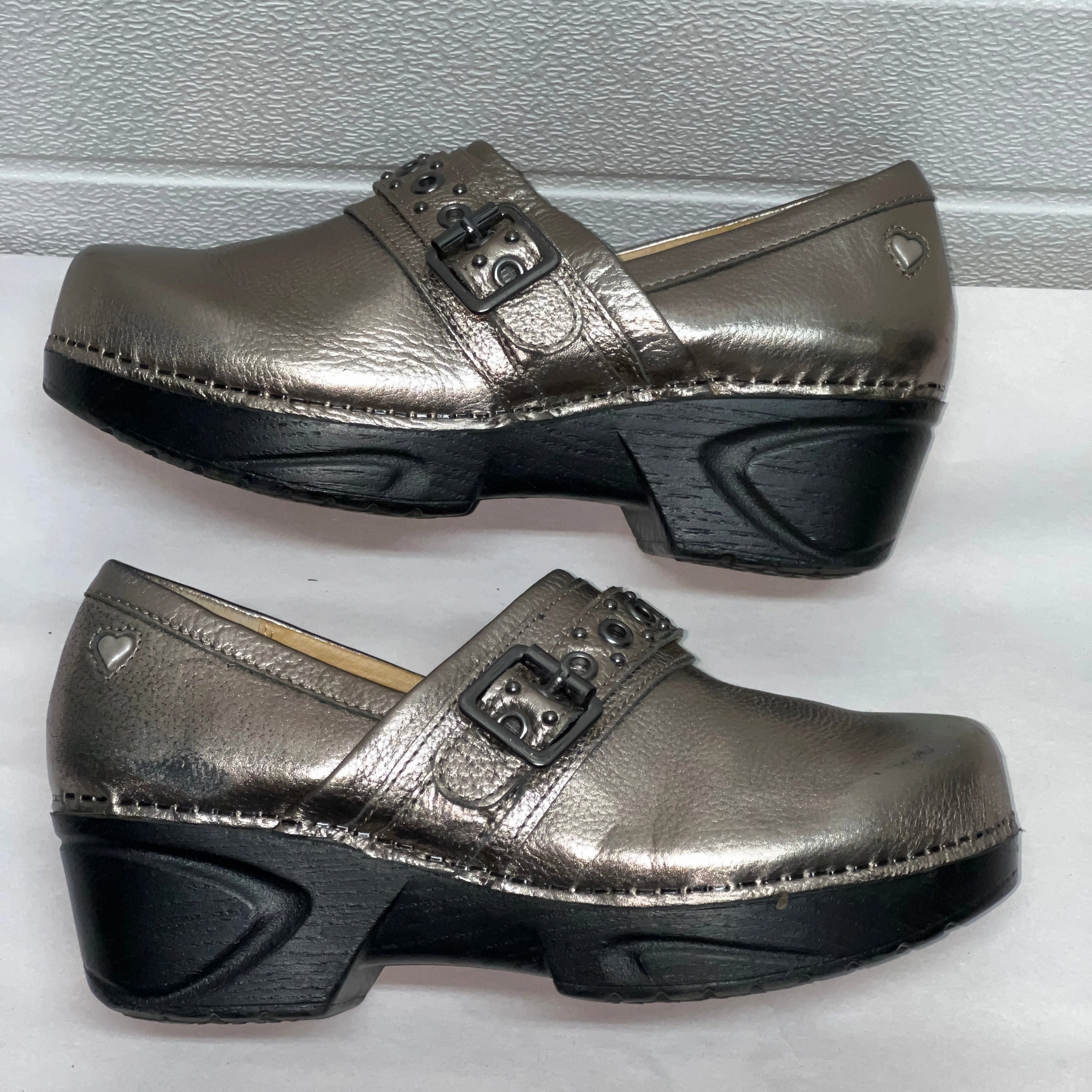 Womens Nurse Mates Chelsea  Pillow-top Clog 8M Anthracite Leather Shoes For Running