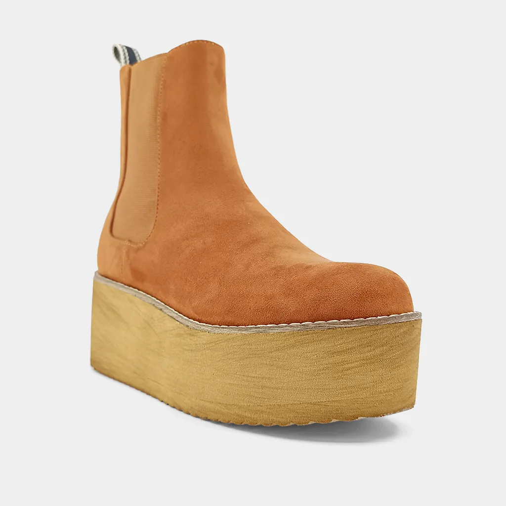 YOSHI Tire Chelsea Boots
