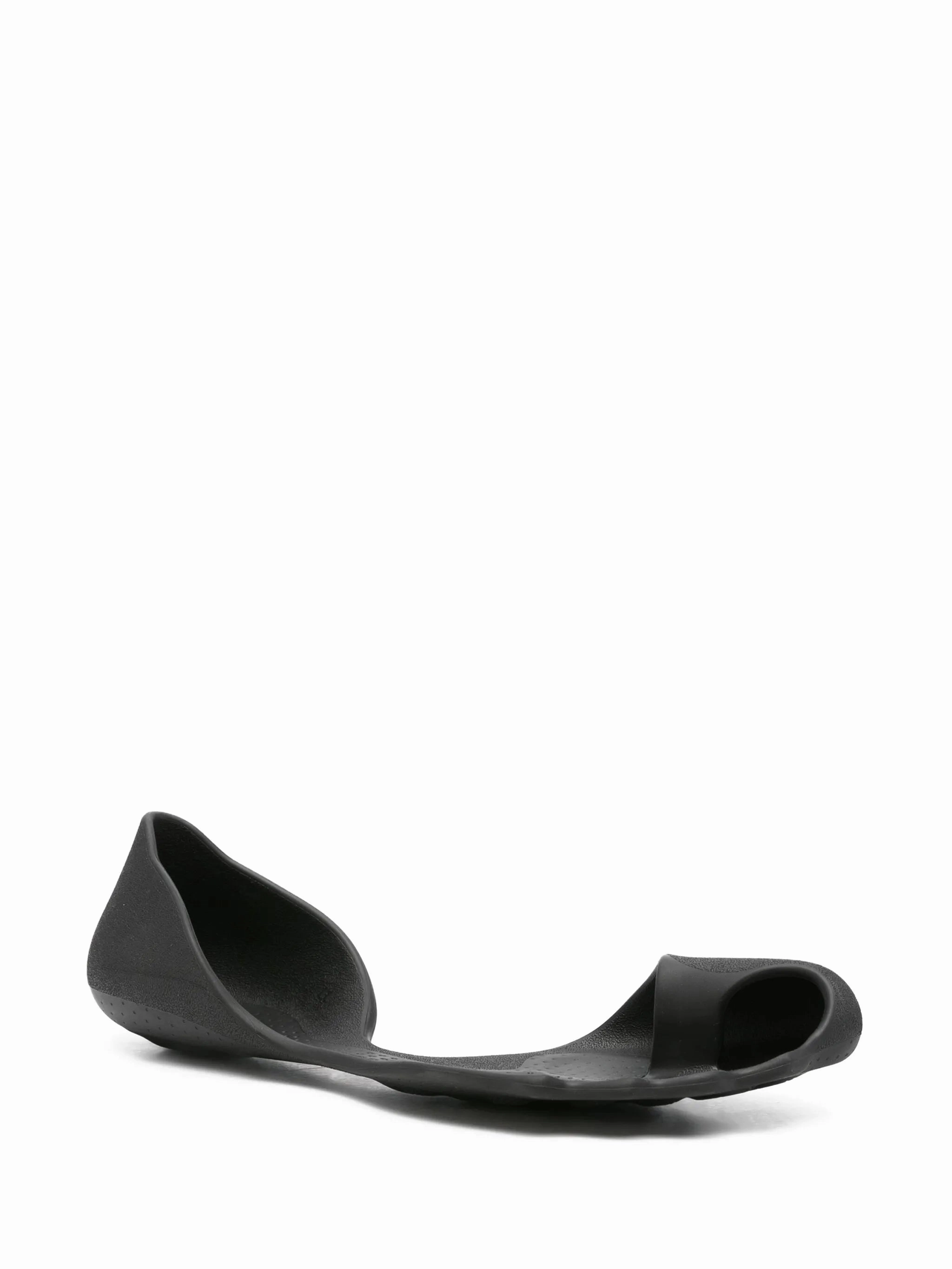 Reef Slippers Zero toe-loop slides