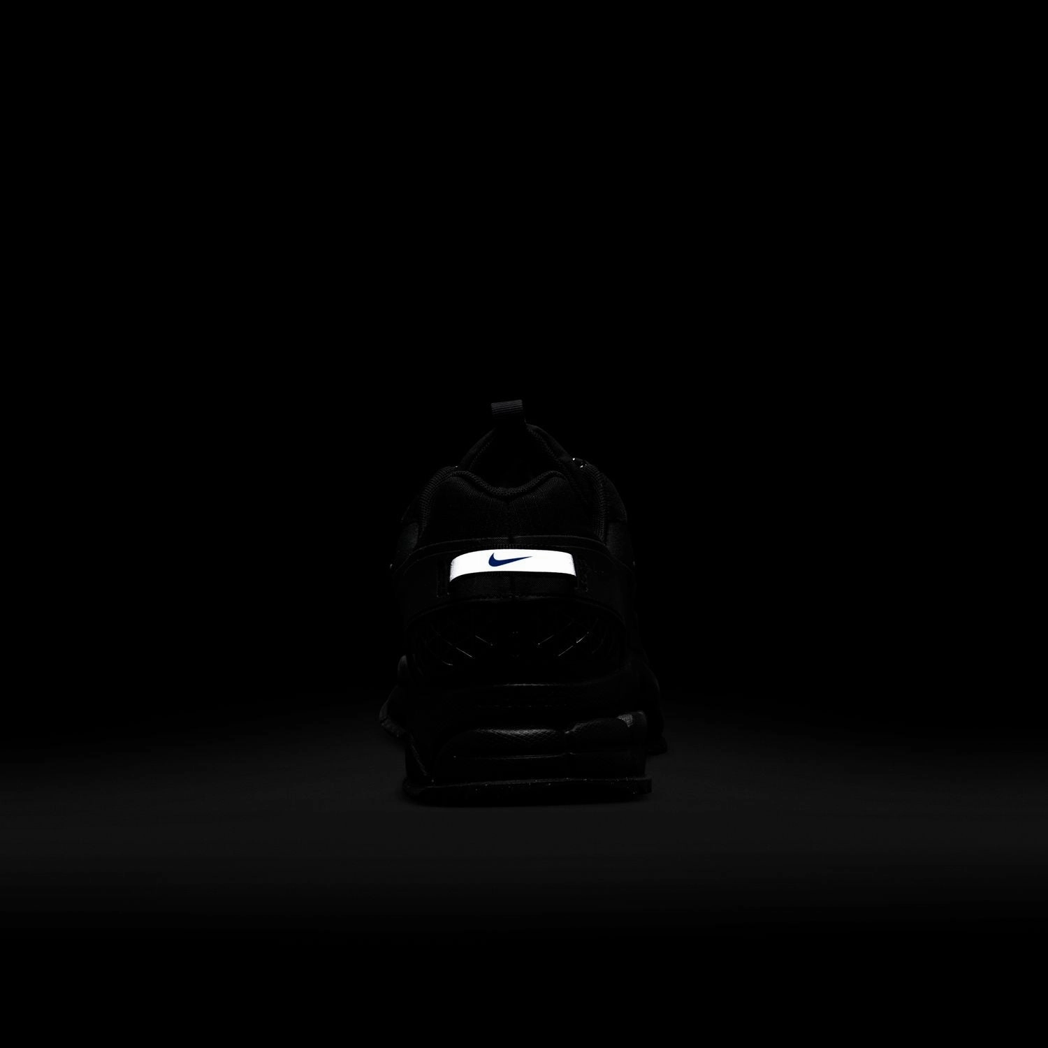 Zoom Vomero Roam 'Black' Nike Shoe Releases