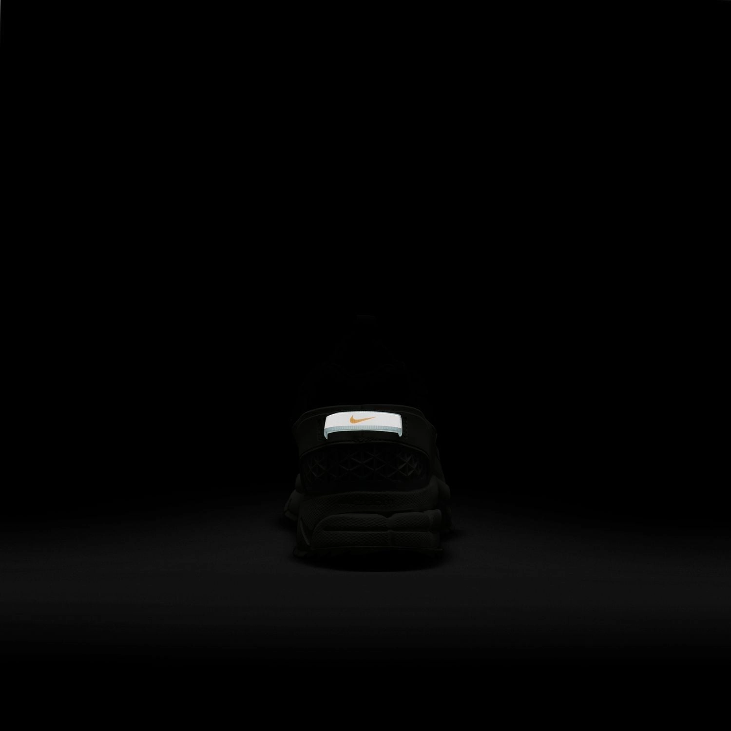 Popular Shoes Nike Zoom Vomero Roam 'Black Light Silver'